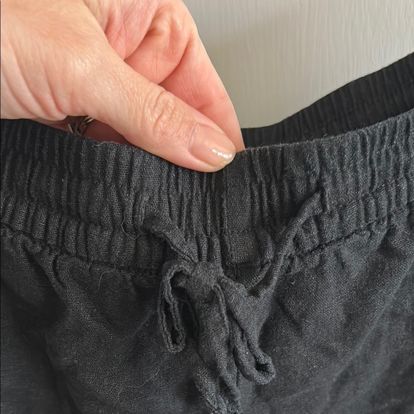 Women's Black Casual Shorts - Picture 4 of 4